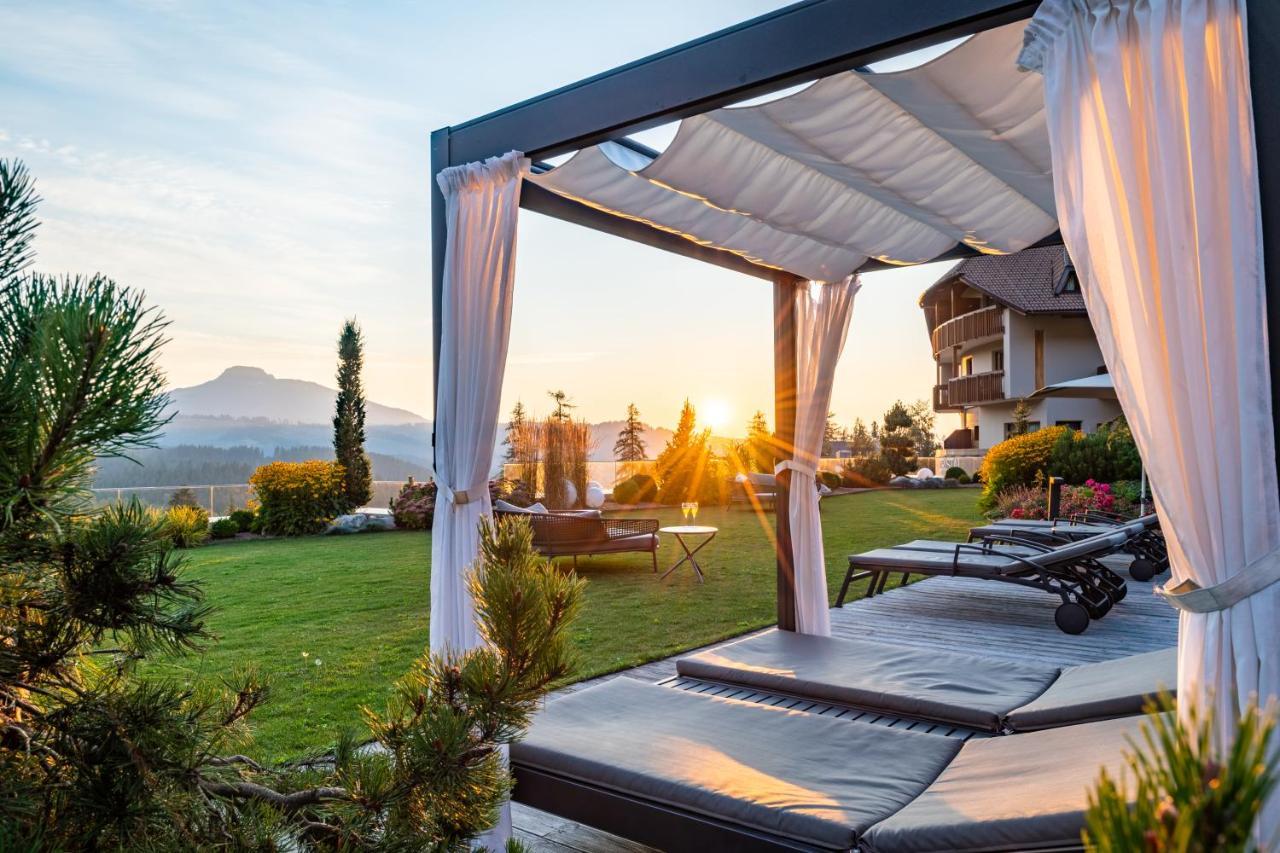 Hotel Cristal Obereggen Bagian luar foto
