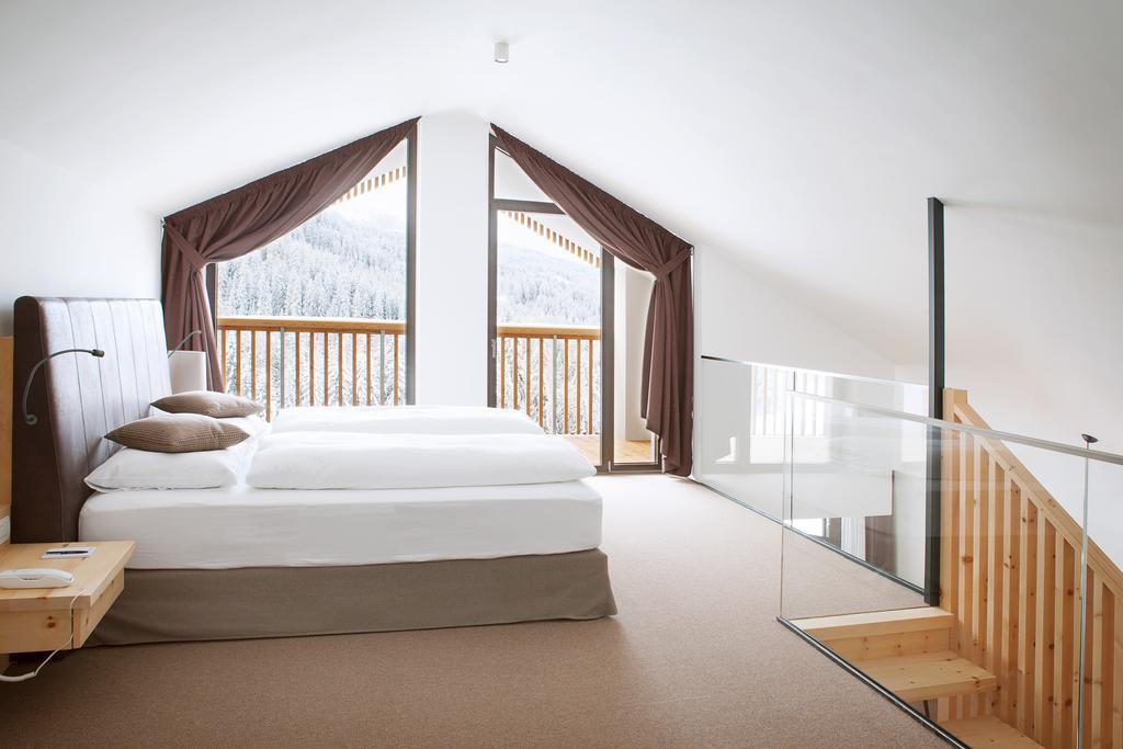 Hotel Cristal Obereggen Bagian luar foto