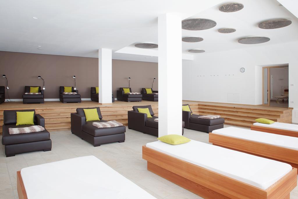 Hotel Cristal Obereggen Bagian luar foto