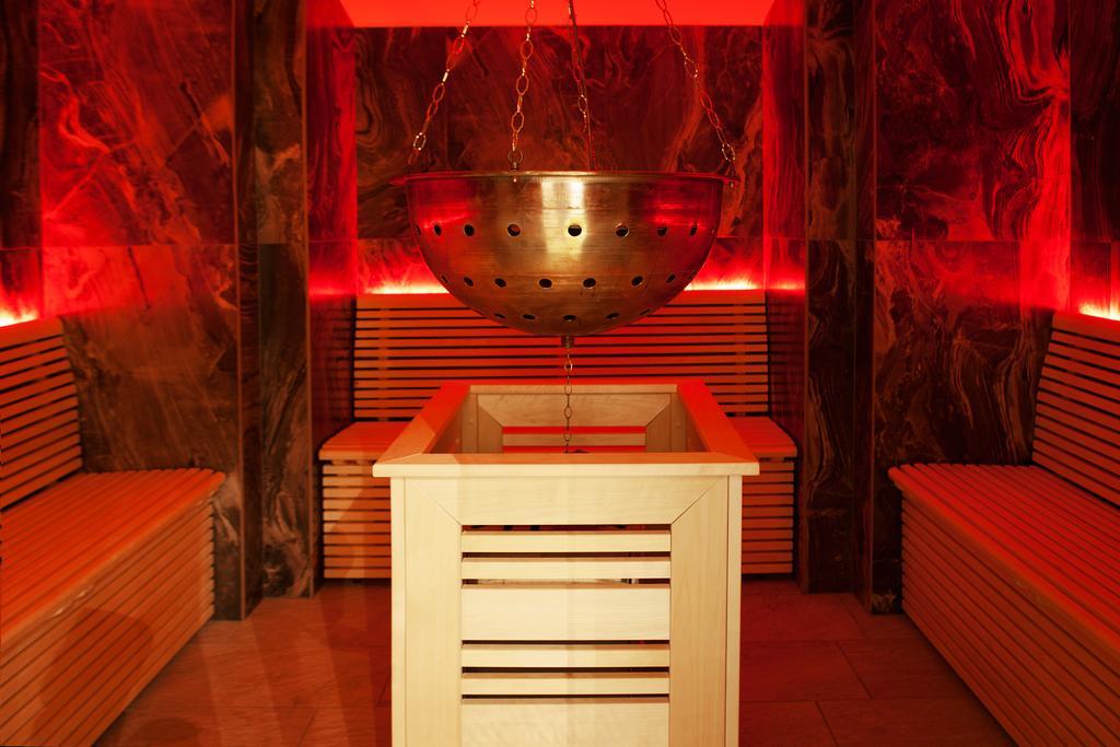 Hotel Cristal Obereggen Bagian luar foto